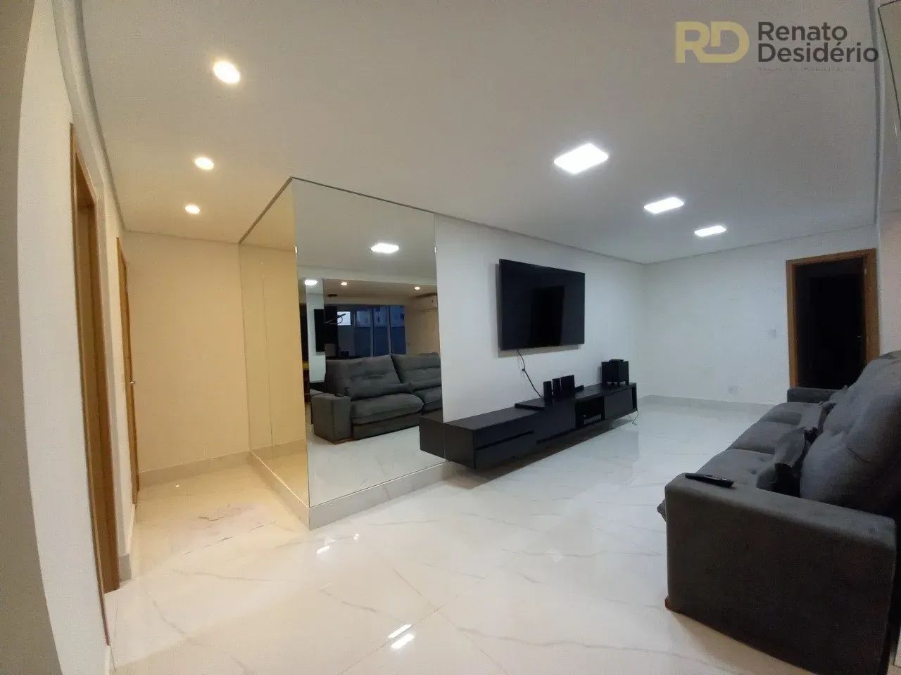 Área privativa com 2 suítes, 3 dormitórios e 3 vagas - Foto 2