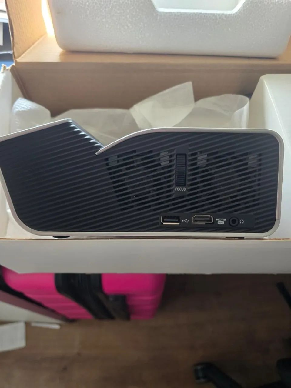 Projetor LG Cinebeam 3D- Semi Novo - Foto 4