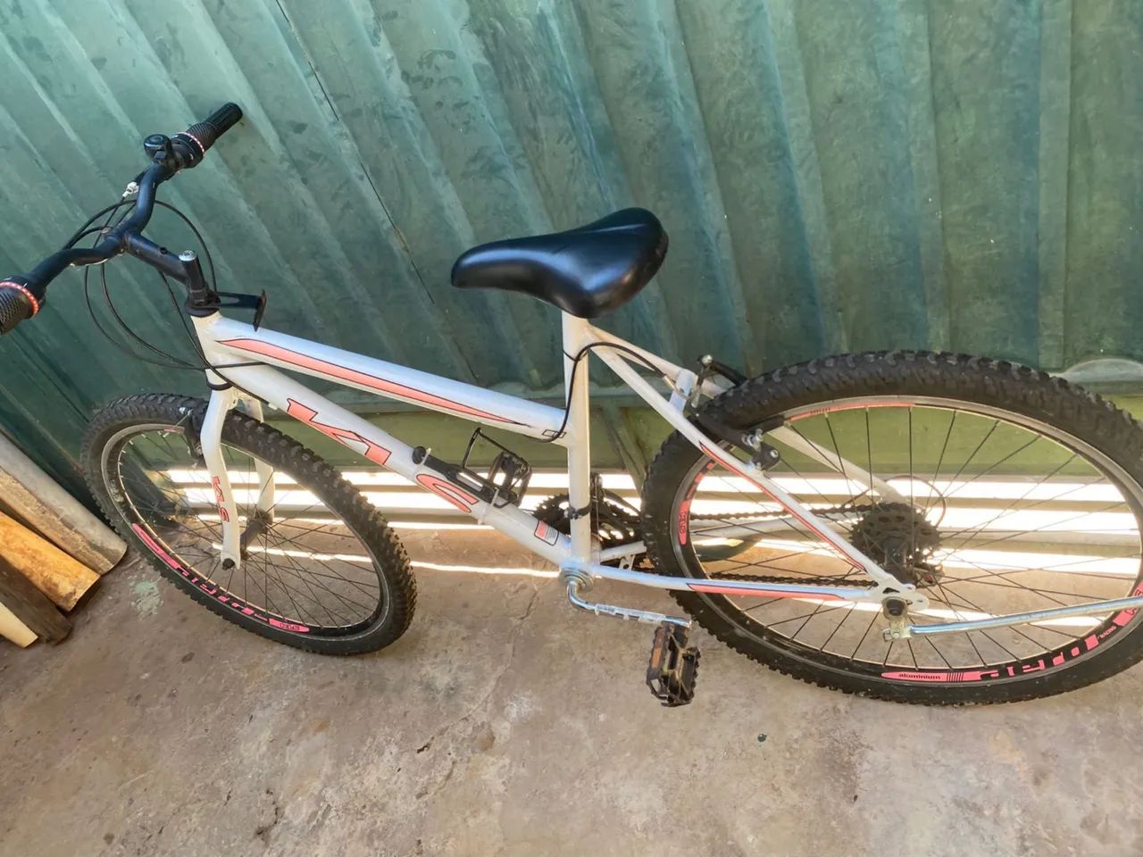 Bicicleta  - Foto 2