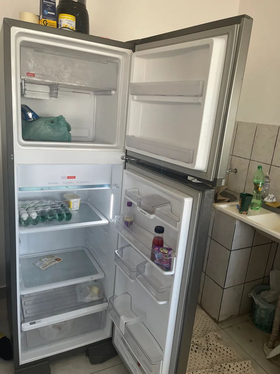 Vende-se geladeira Seminova  - Foto 3