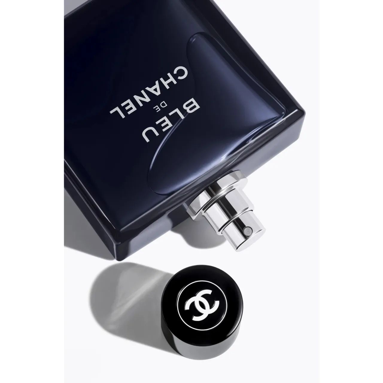 EAU DE TOILETTE SPRAY BLEU DE CHANEL 100 ML. ORIGINAL, LACRADO E NA CAIXA. 