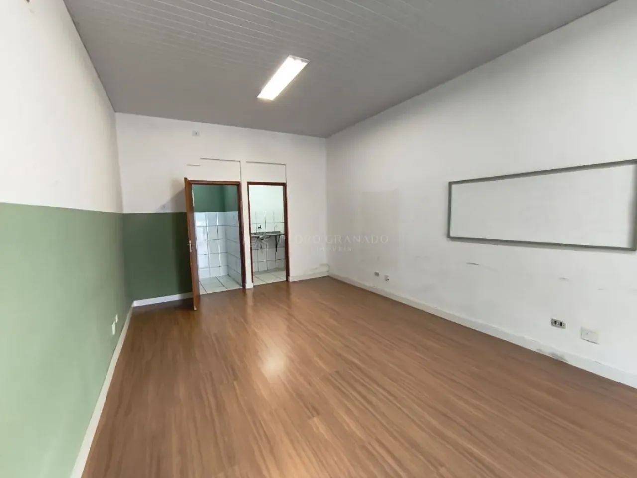 Sala Comercial - Zona 04 - Foto 4