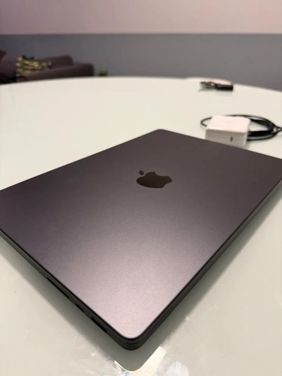 ZERO MACBOOK M4 PRO pouquissimo usado 16 gb