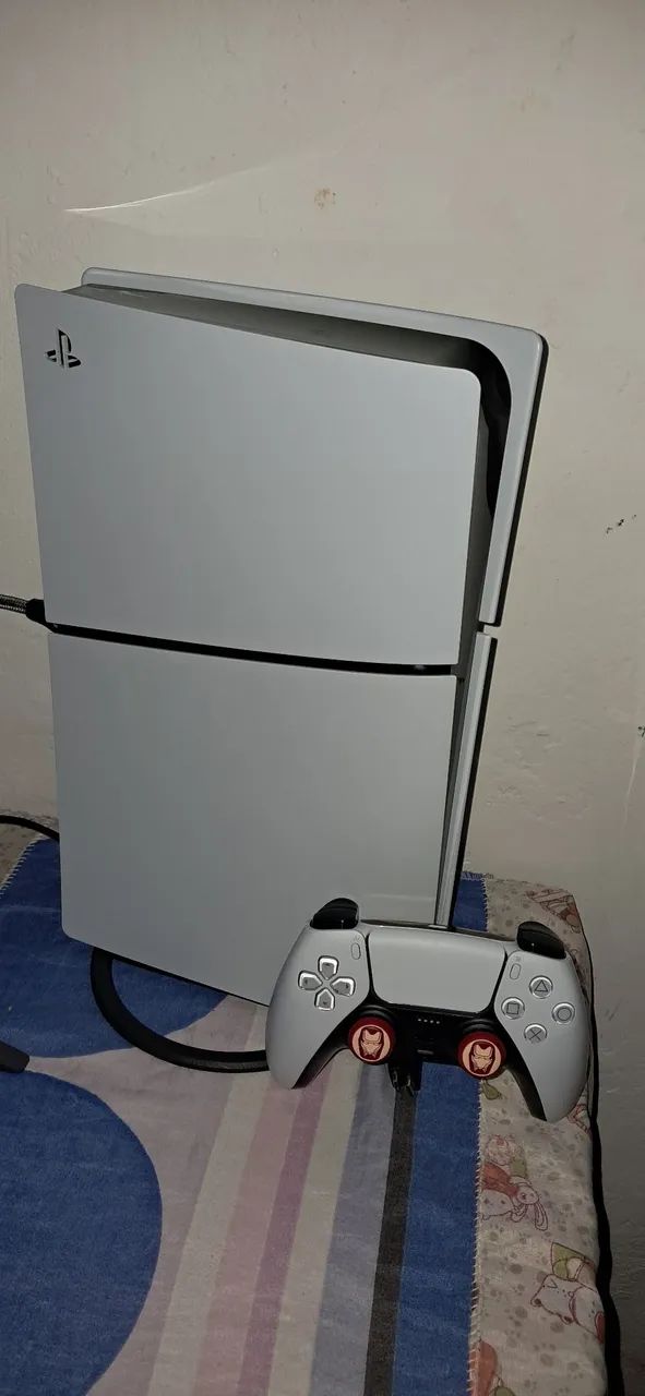 Vendo um ps5 seme novo 2 jogos e um comtrole original 