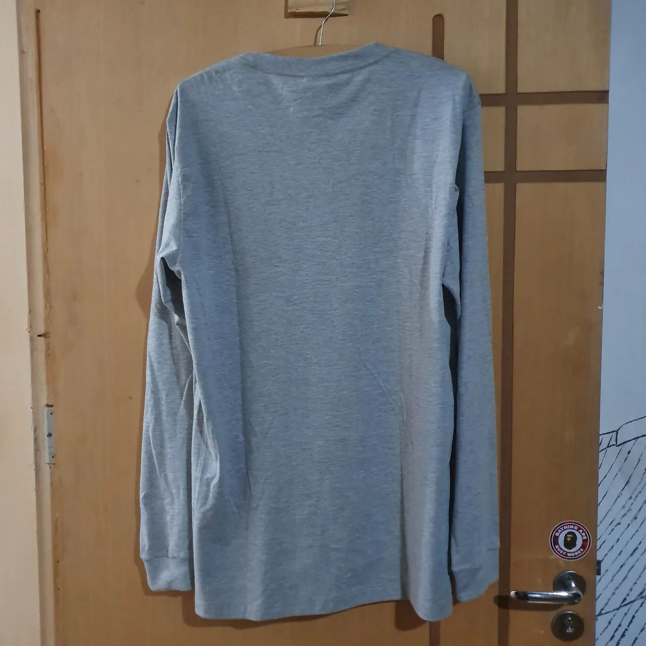 Blusa Manga Longa HUF Nova - Foto 2