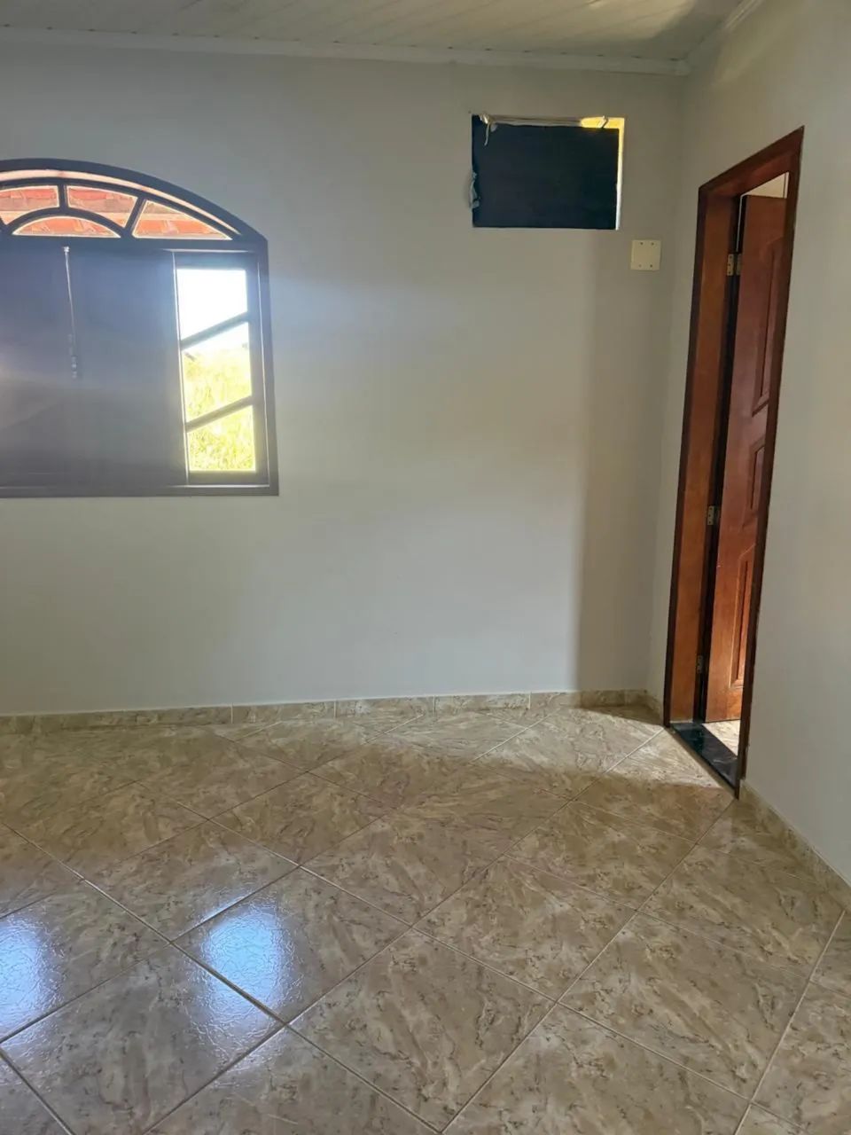 Vendo imóvel com 2 casas mais terreno com 4 lotes  - Foto 3