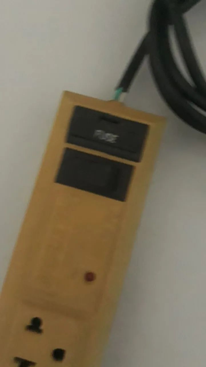filtro de linha voltagem 110W - Foto 3