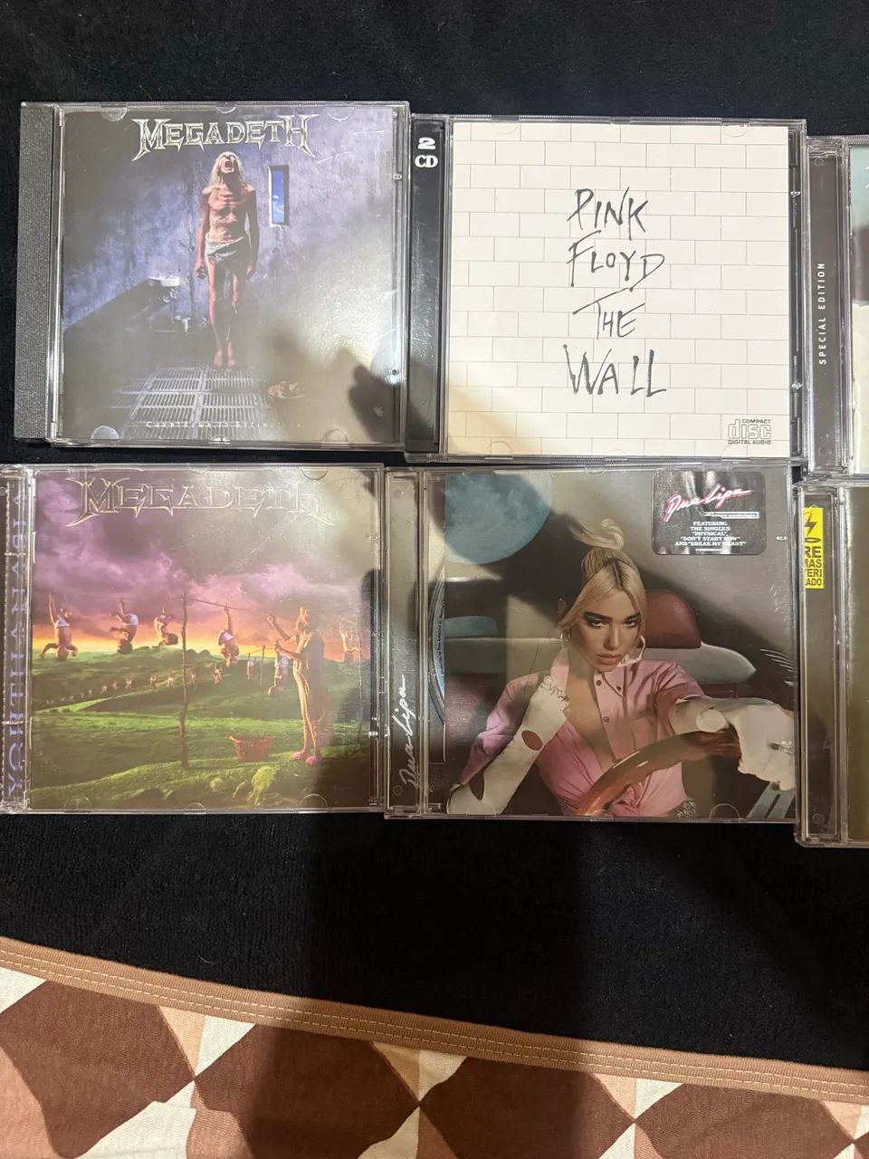 8 CDs variados apenas o countdown com um quebrado para abrir  - Foto 2