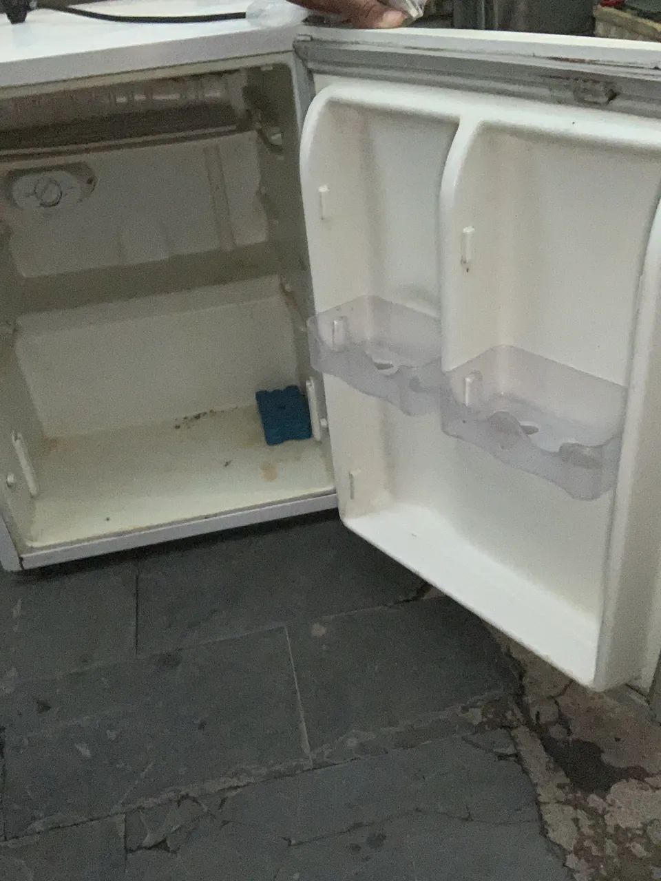 Frigobar Electrolux 79L - Foto 2