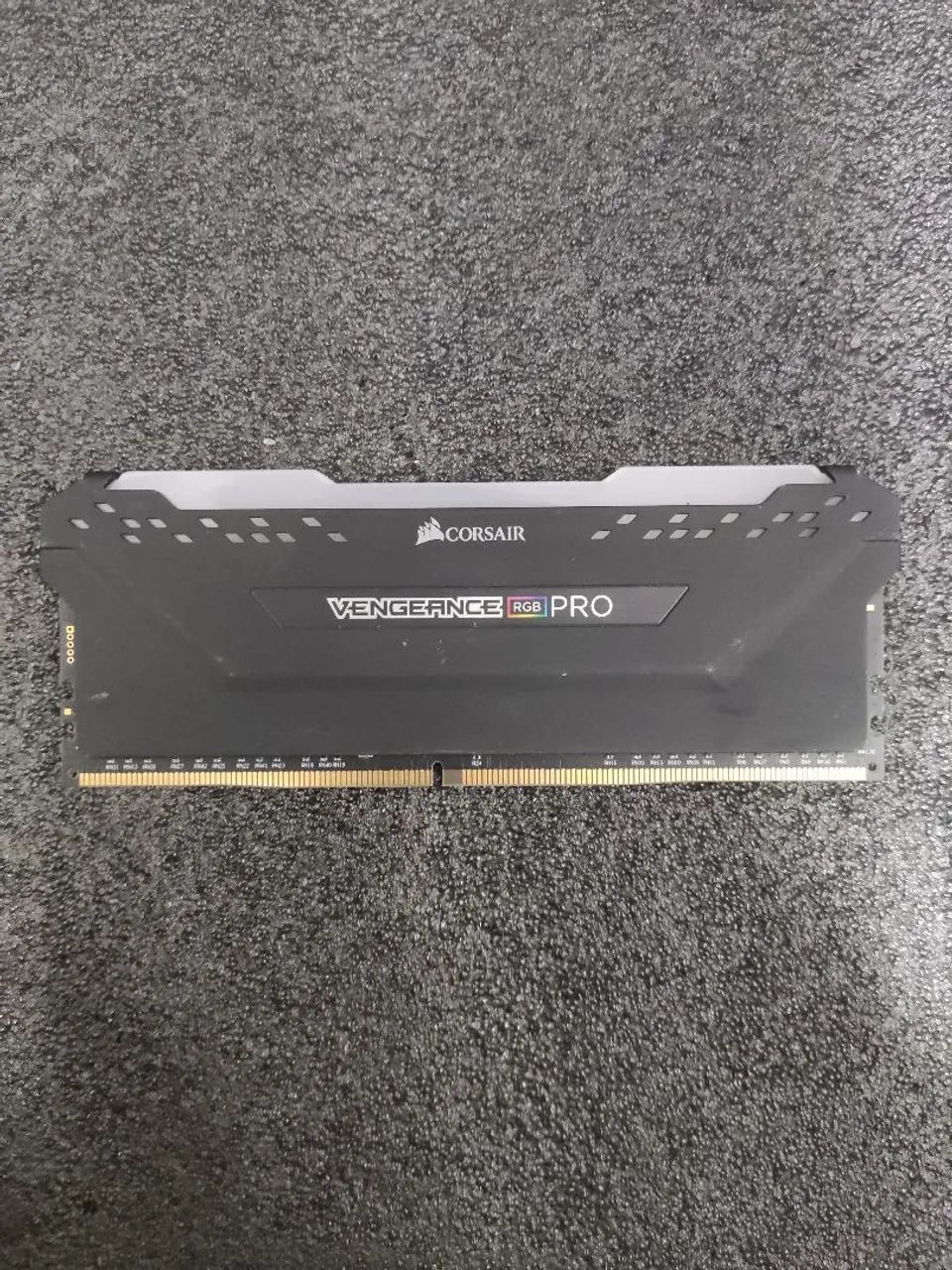 Memoria RAM Corsair Vengeance RGB PRO 8GB DDR4 3200MHz CL16