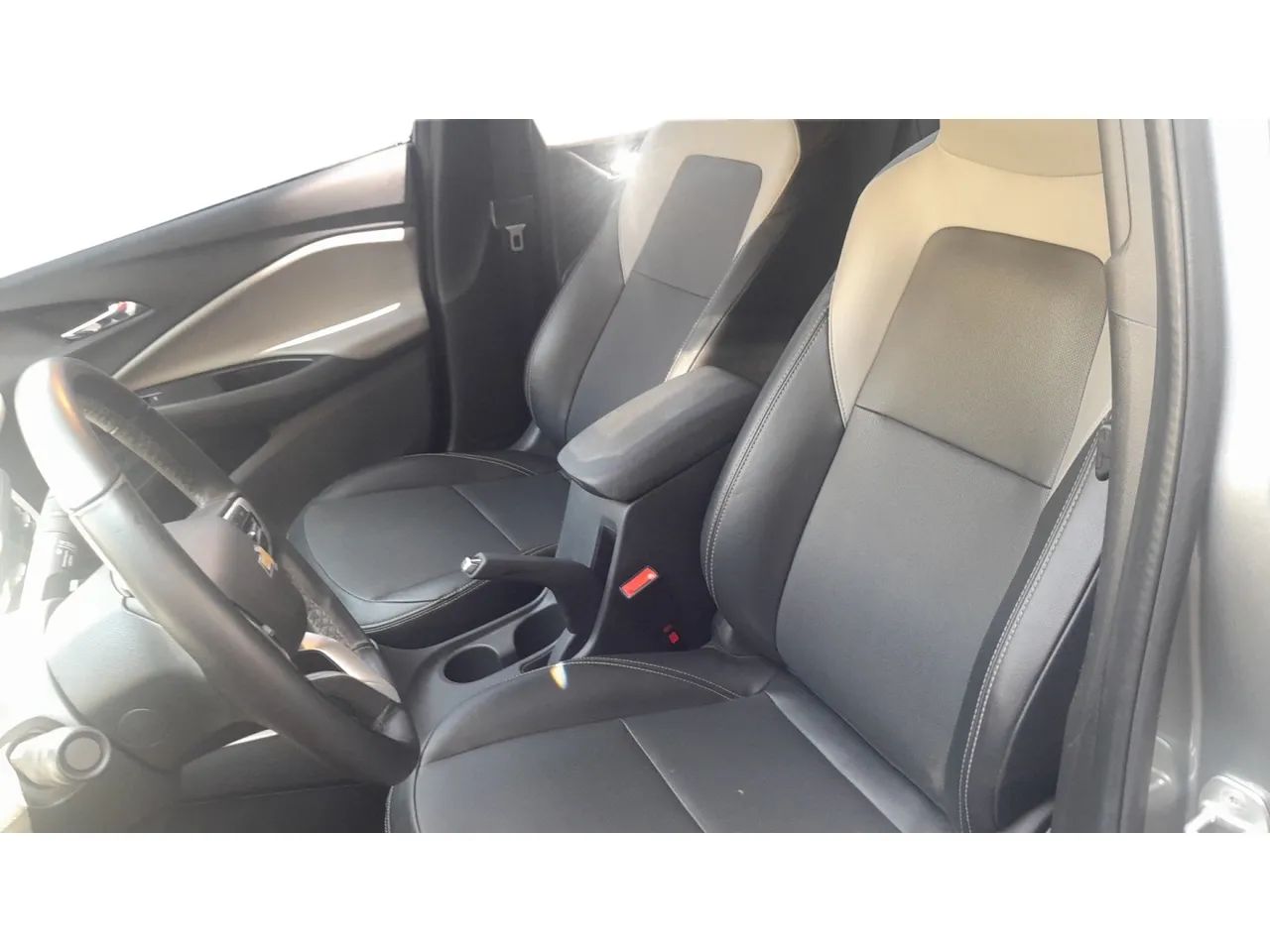 Chevrolet Onix Sedan Plus Premier 1.0 12V TB Flex Aut. 4P, foto 17 de 20