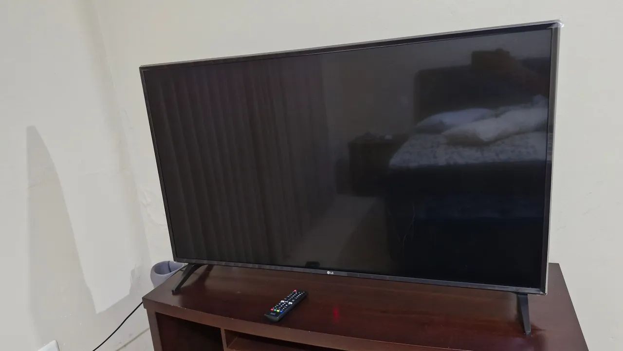 TV smart 49 polegadas