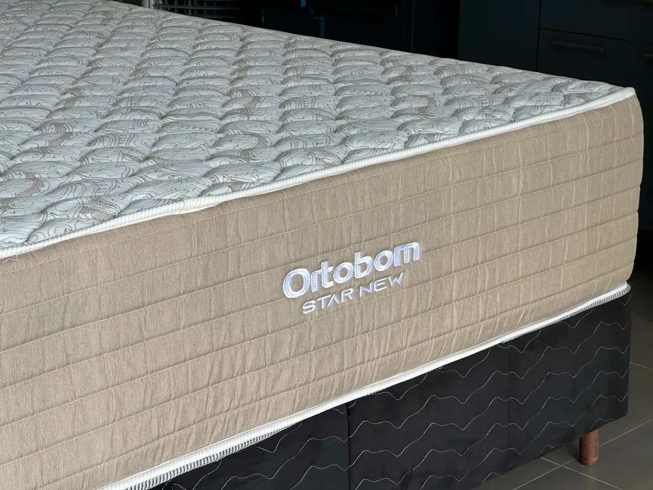 Cama Box Queen + Colchão | Molas Ensacadas | Oferta 