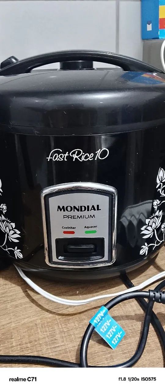 Microondas e panela elétrica 