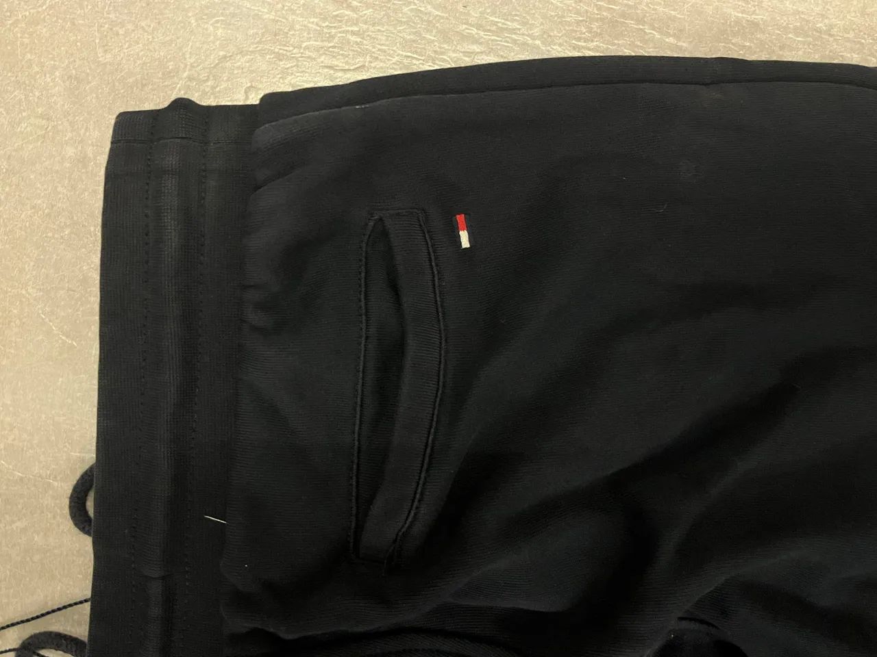 Calça moletom Tommy Hilfiger- P - Foto 5