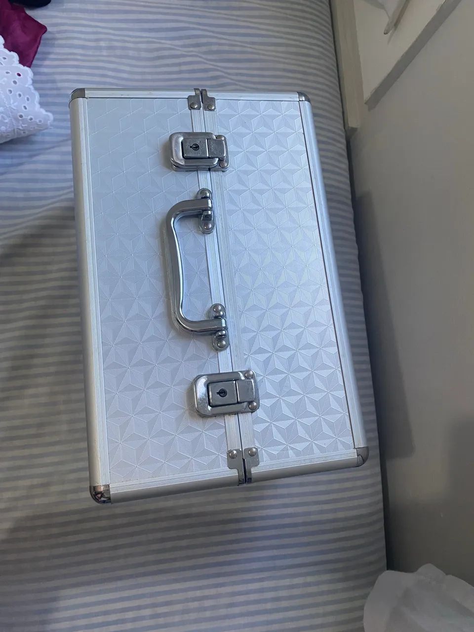 MALETA DE MAQUIAGEM PROFISSIONAL DE QUALIDADE  - Foto 4