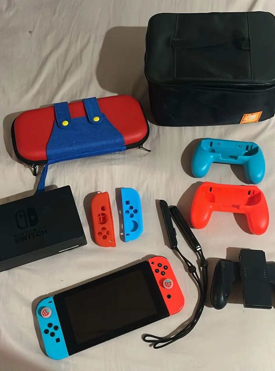 Consoles PS4 e Nintendo switch - Consoles de Vídeo Game - Sertão