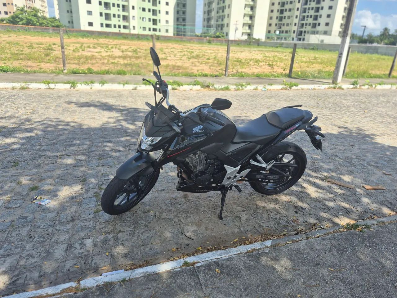 CB 300F Twister - Foto 4