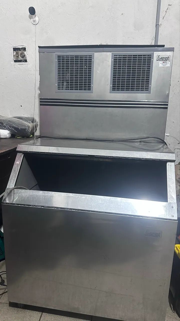 Máquina de Gelo Everest 250kg