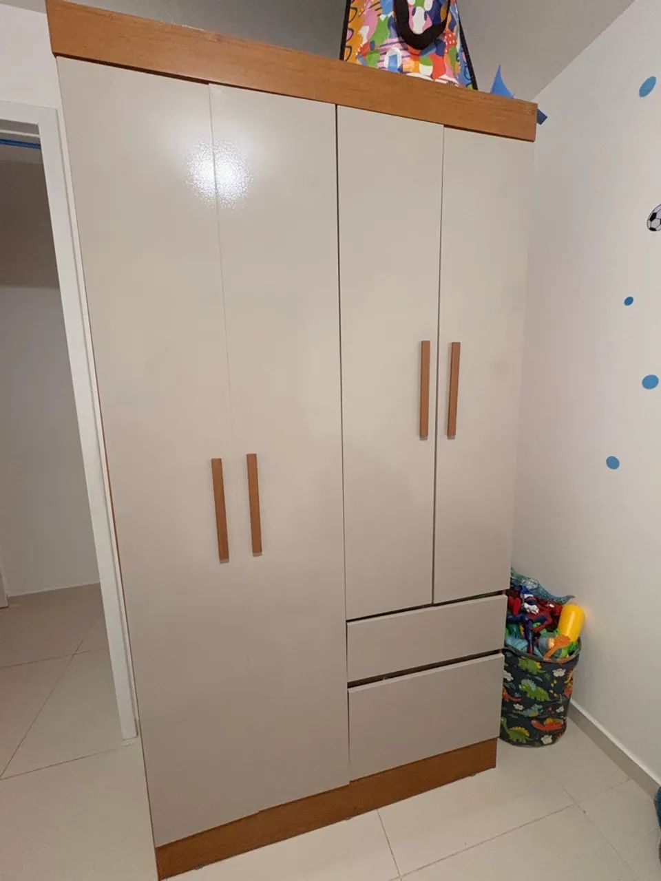 Guarda roupa infantil