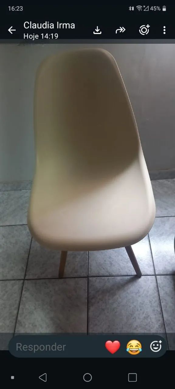 2 cadeiras prolipropileno NOVAS