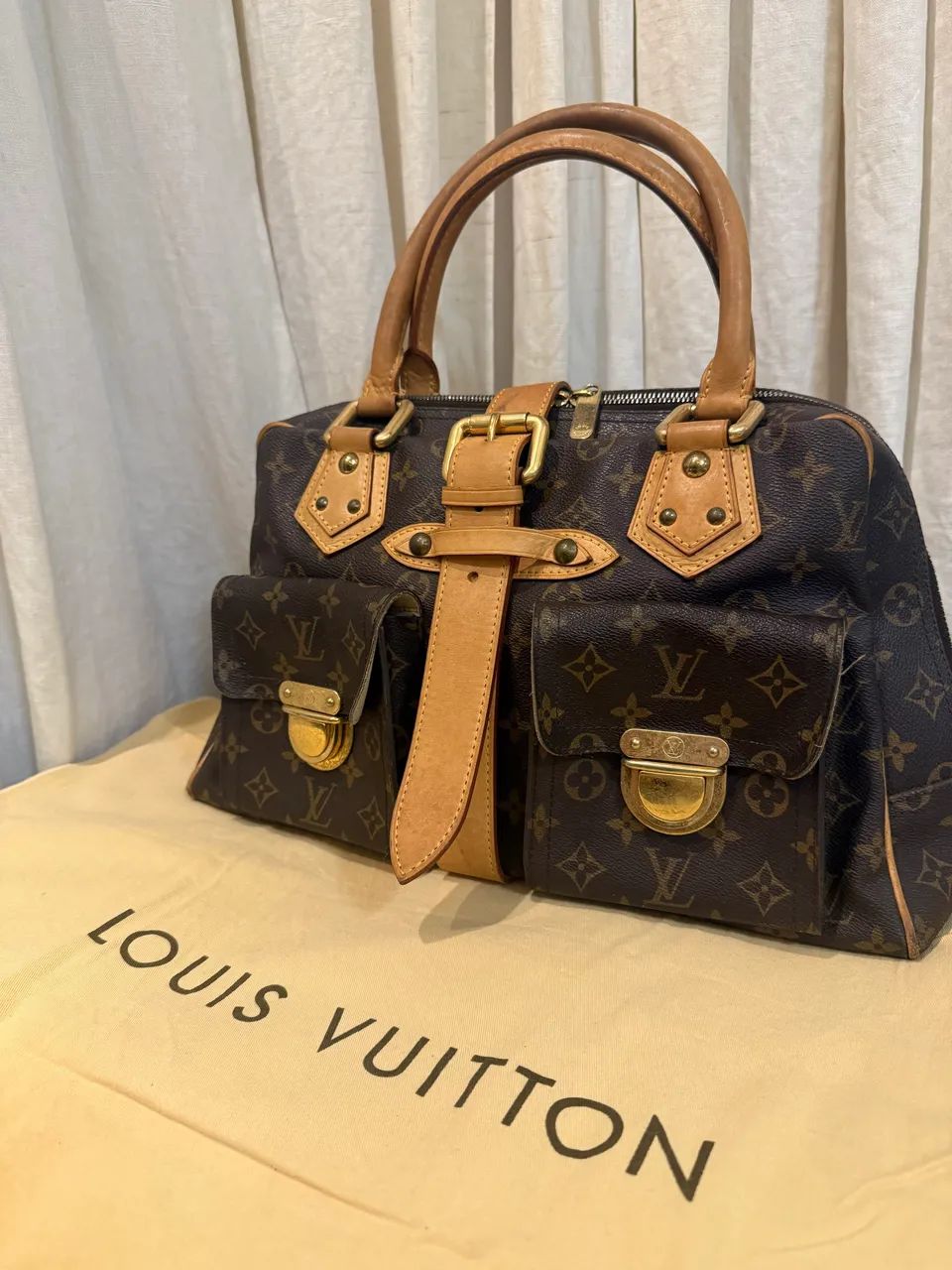 Bolsa Louis Vuitton Manhattan PM Monogram Original - Excelente Estado - Foto 2