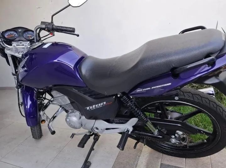 CG 150 - Foto 3