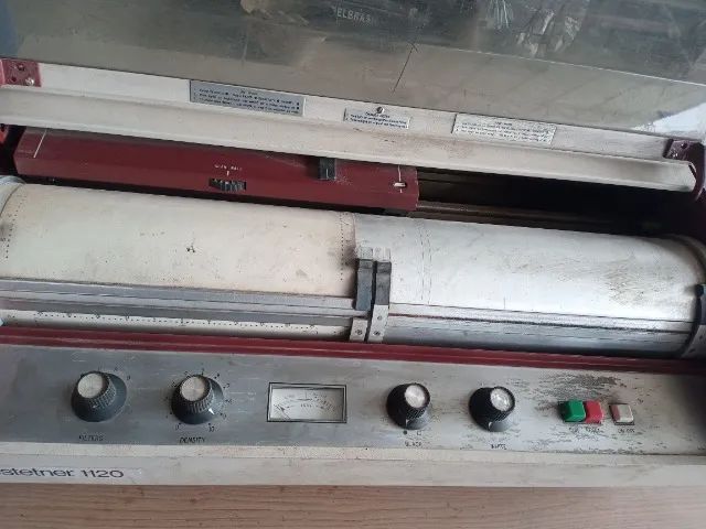 Máquina duplicadora manual