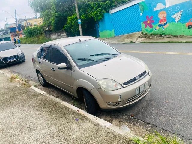 Ford Fiesta Sed. 1.6 8V Flex 4P 2005
