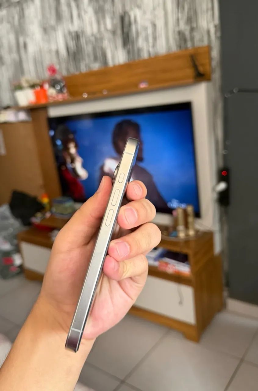 iPhone 16 Pro - Foto 4