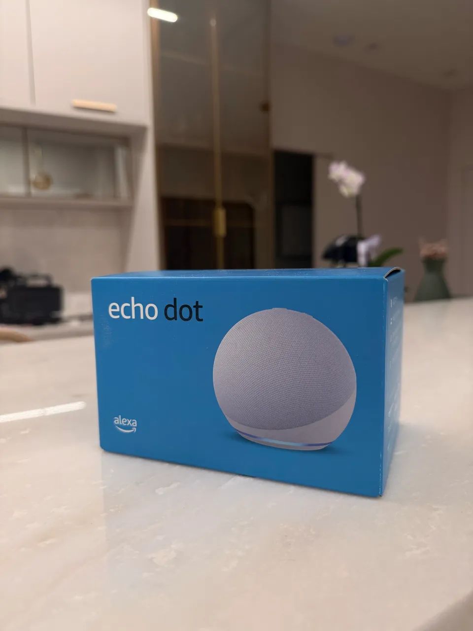 Alexa Echo Dot 5º geração LACRADA
