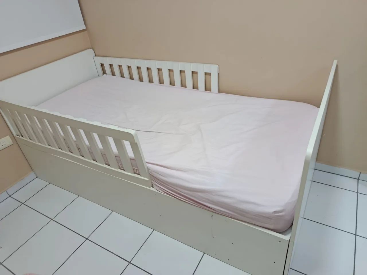 Cama solteiro tamanho padrão super resistente  - Foto 2