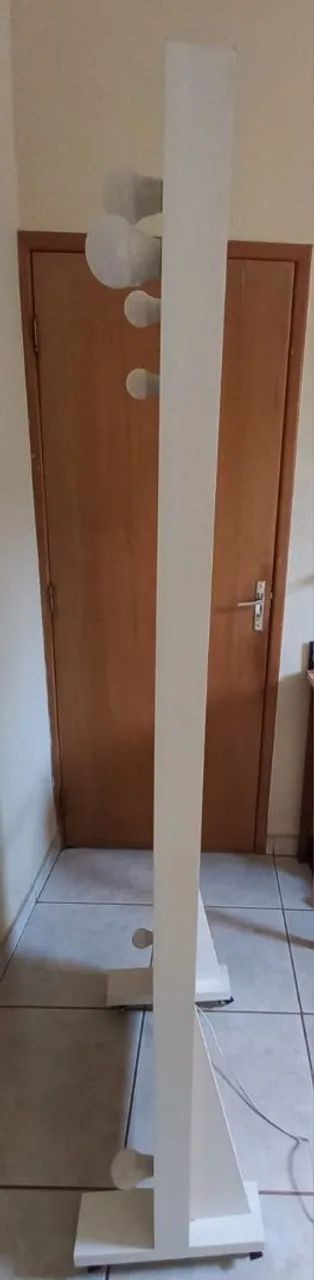 Vendo " Espelho Camarim". Bem conservado, funciona normalmente...Valor de 600,00 - Foto 5