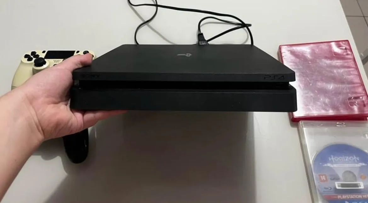 PS4 Slim 1TB - Foto 3