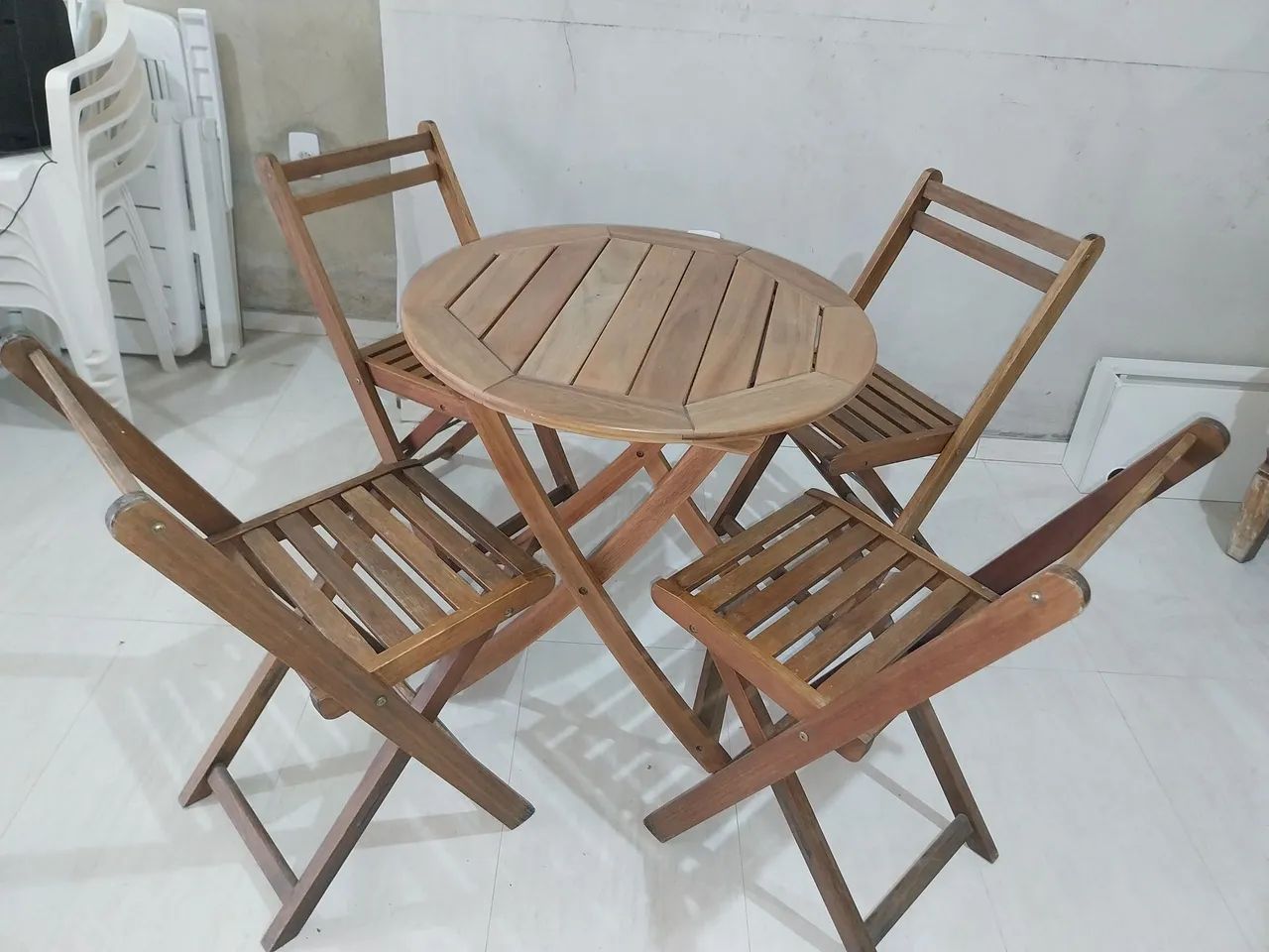 Mesa + quatro cadeiras Tok stok  - Foto 2