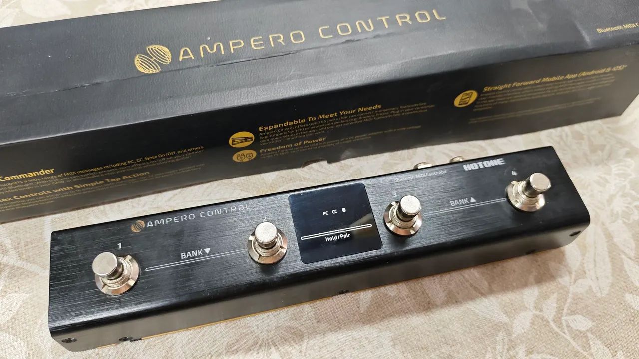 Controlador Midi Ampero Control Zero na Caixa
