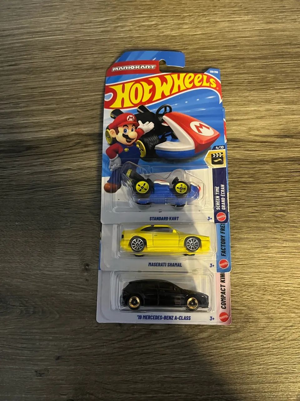 Kit 3 Hotwheels - Mario, Maserati e Mercedes