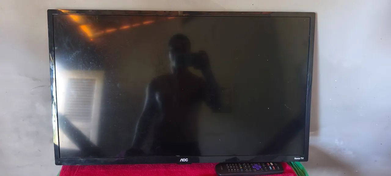 Estou vendendo essa TV de 32 polegadas, porque comprei uma melhor, está em perfeito estado - Foto 3
