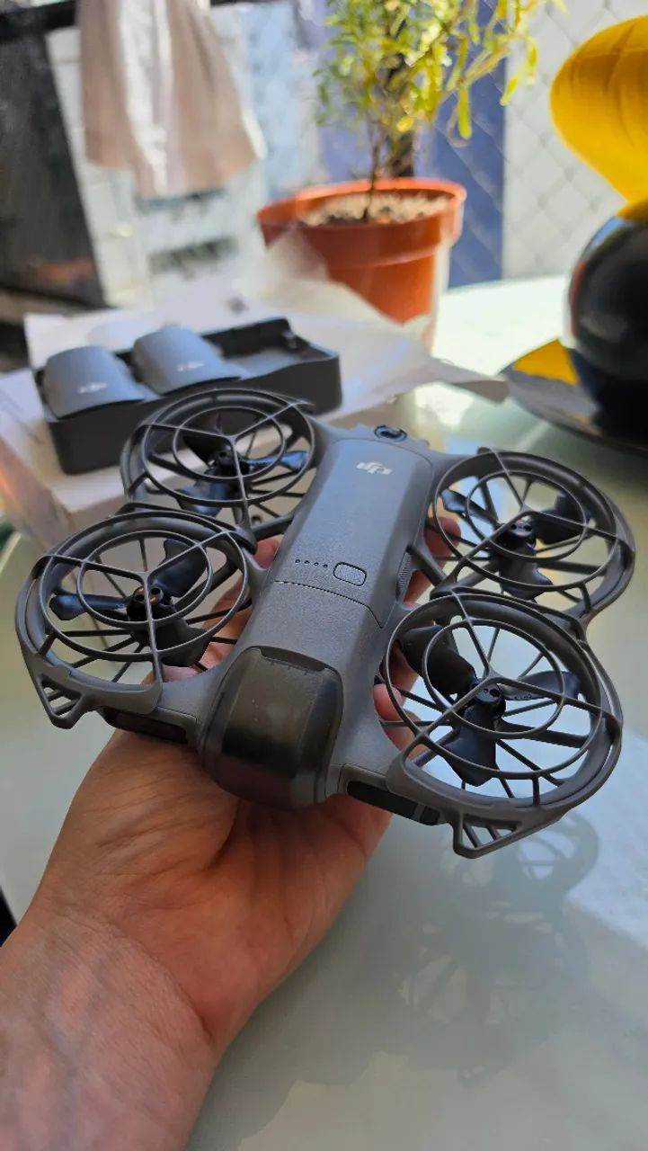 Drone DJI Neo 2 Fly More Combo - 3 Baterias, sem controle