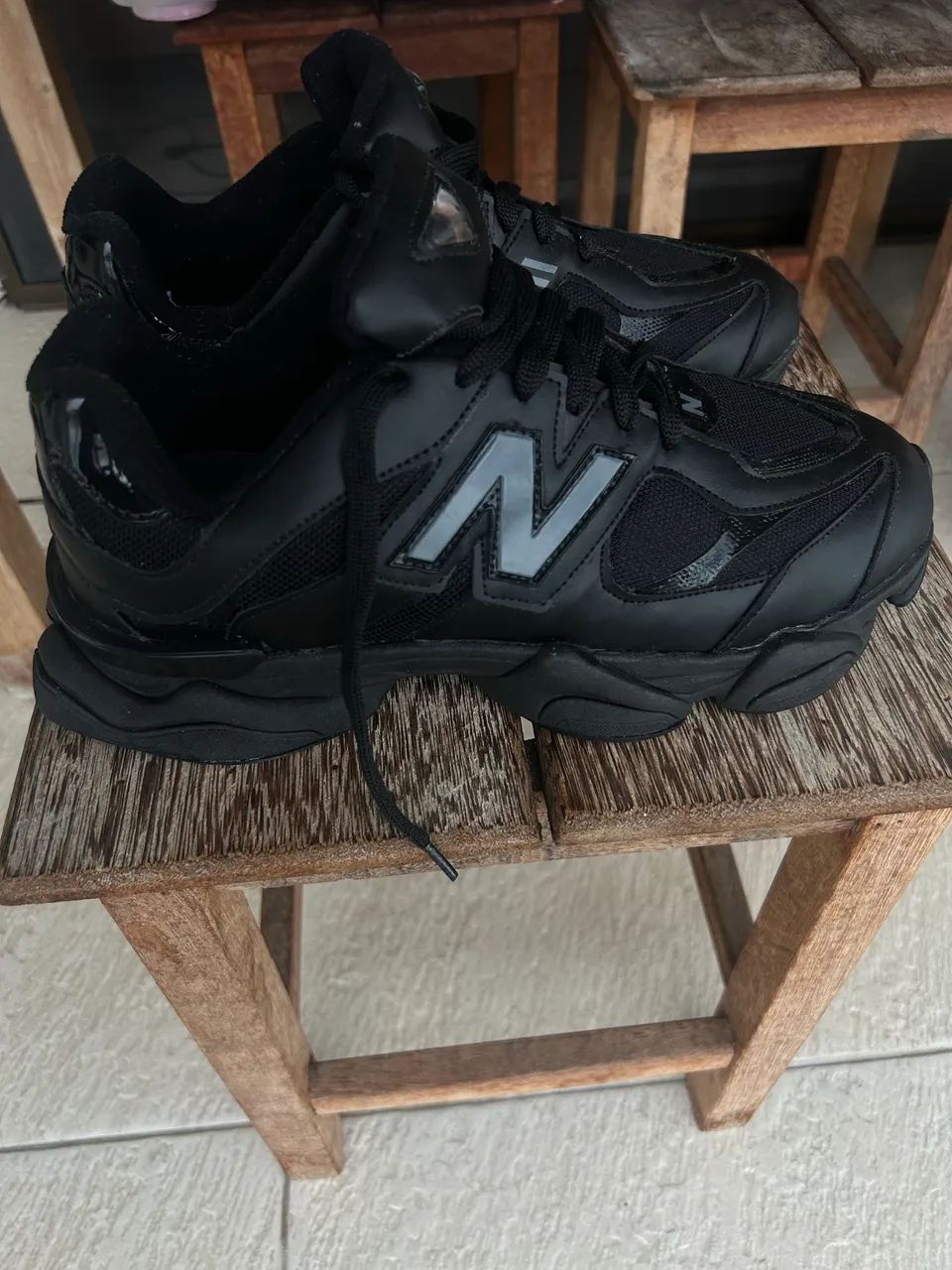 TÊNIS NEW BALANCE 9060
