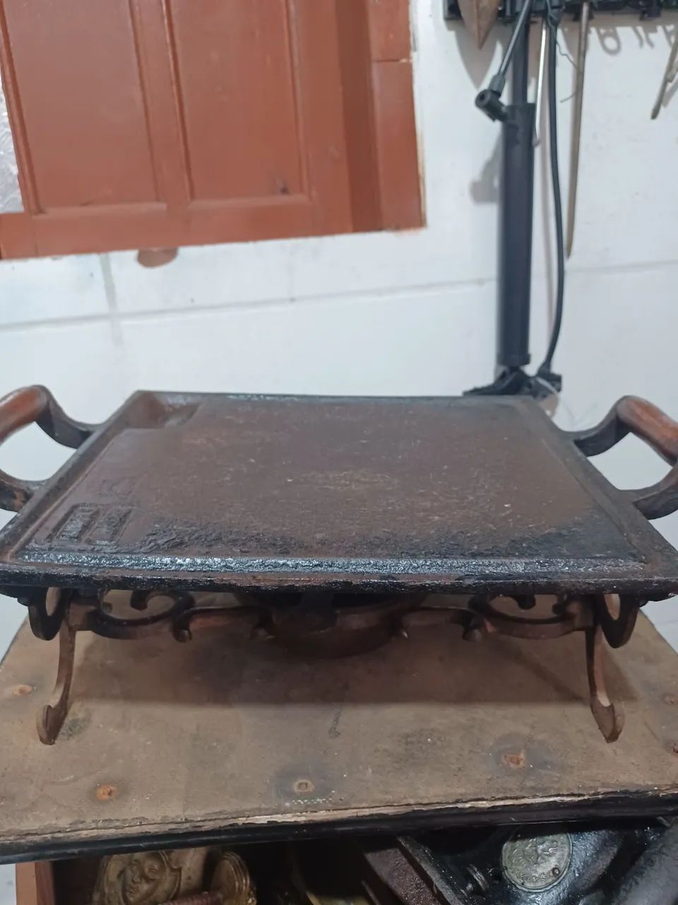 Rechau de ferro fundido antiga, (Estilo rústico 