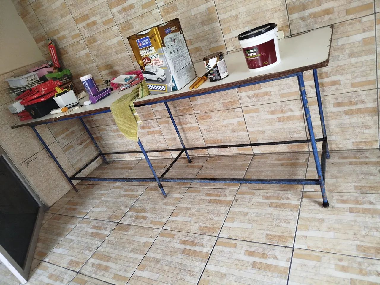 Mesas industriais de inox, de pé de ferro e de madeira  - Foto 2