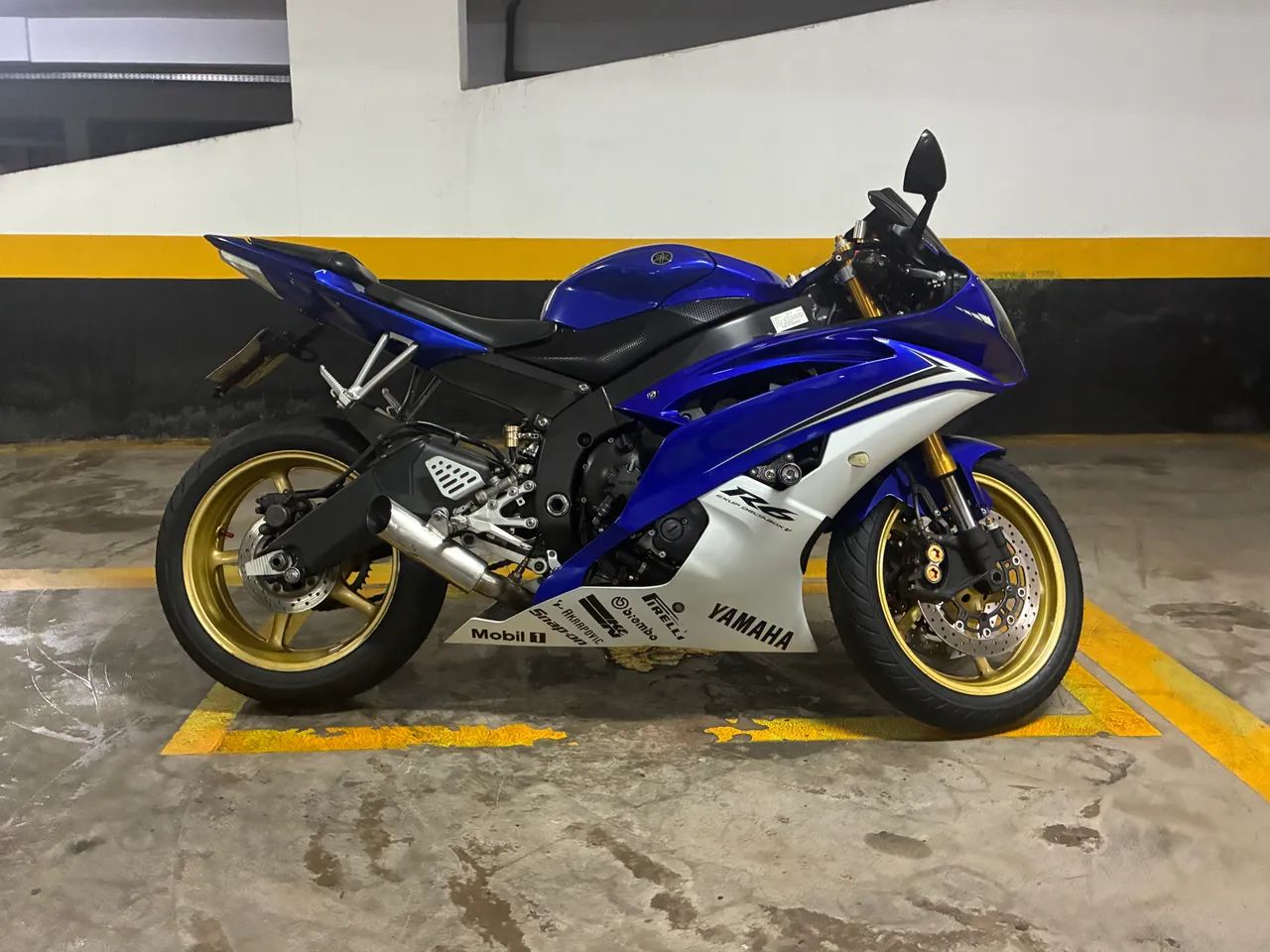 Yamaha R6