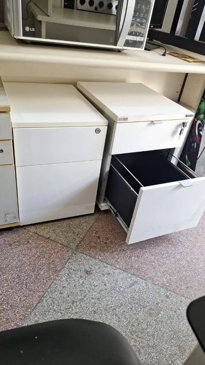 Gaveteiro com rodinhas em ótimo estado.  - Foto 2