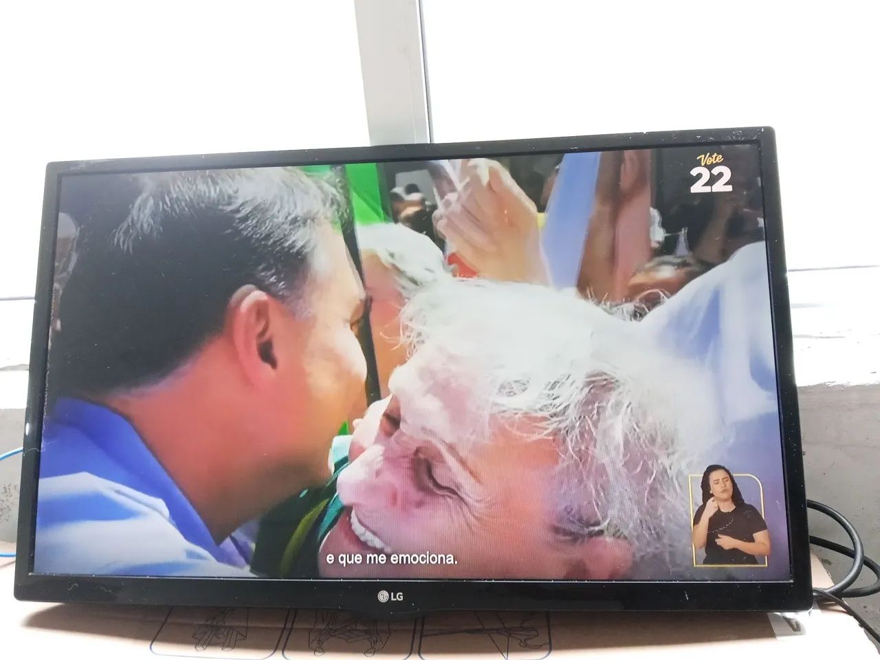 Tv LG 28 polegadas com conversor integrado  - Foto 2