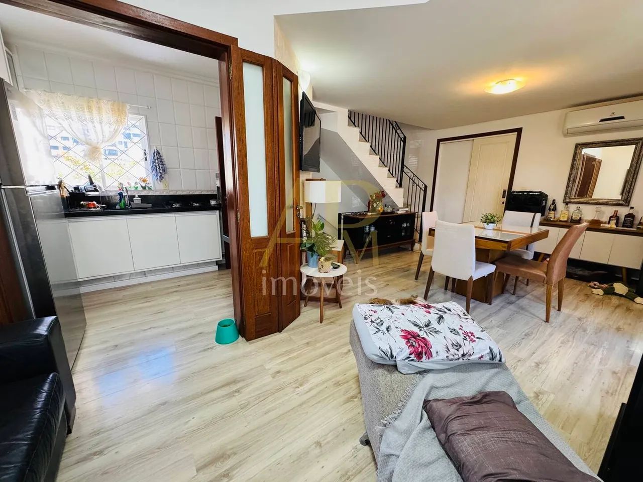 Casa à venda com 05 dormitórios e espaço independente no Estreito - Foto 4