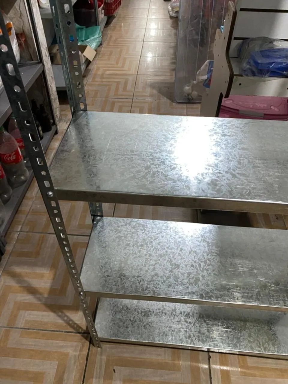 Estante Metálica com Várias Prateleiras - Foto 5