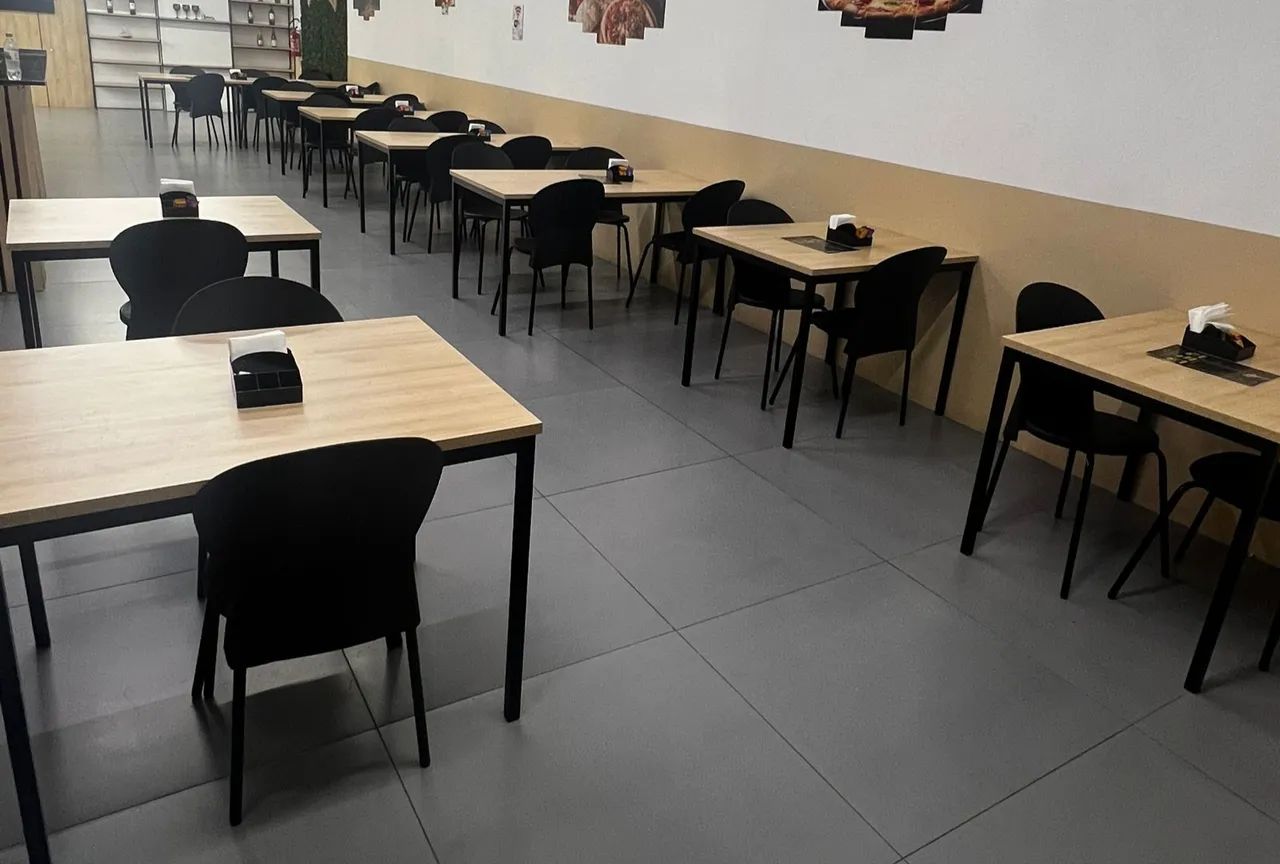 Mesas e cadeiras - Foto 4