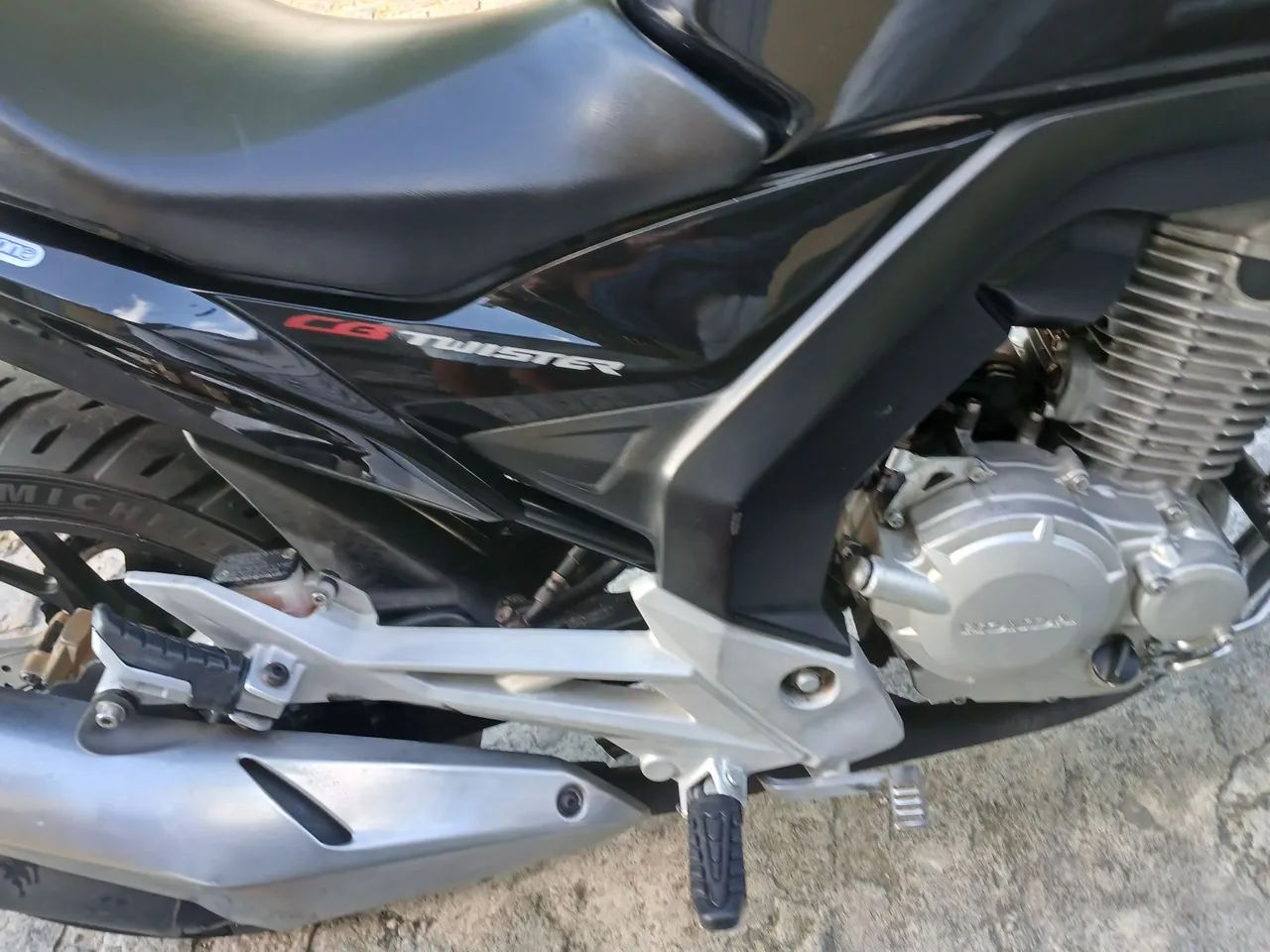 CbxTwister 250 - Foto 2