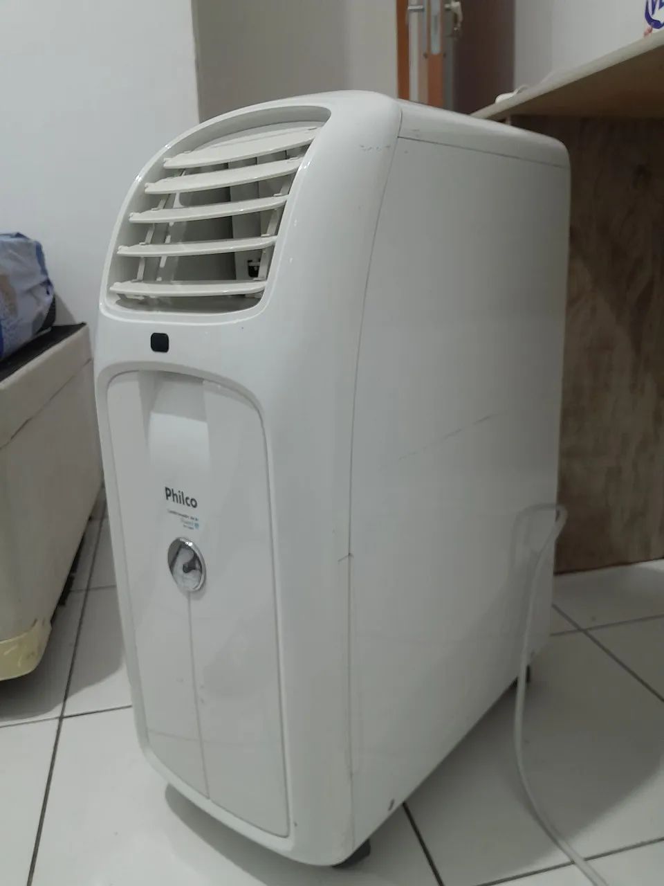 Ar-condicionado portátil Philco PH11000F funcionando - sem mangueira e controle - Foto 3
